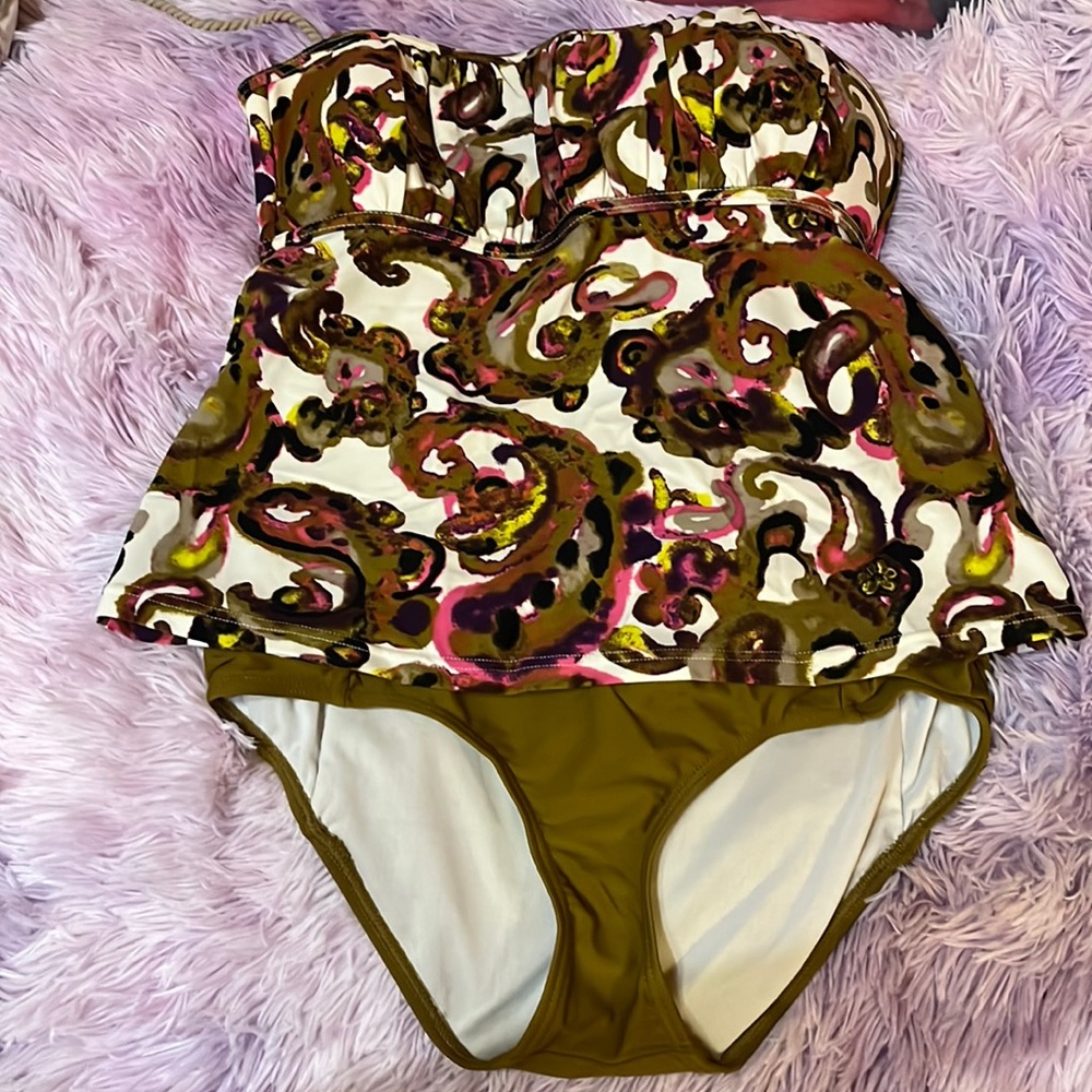 Womens two piece tankini swim suit patterned